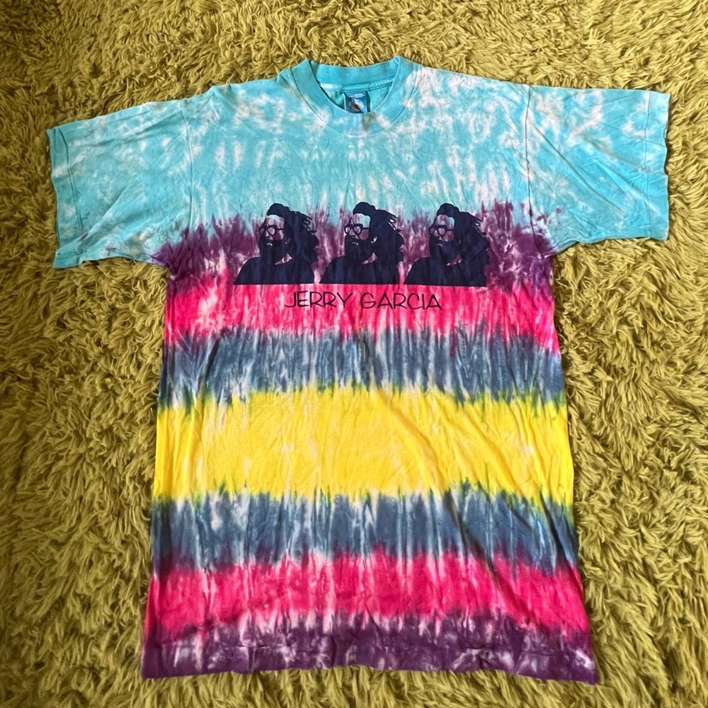 Vintage Tie Dye Jerry Garcia t shirt size Large in good condition